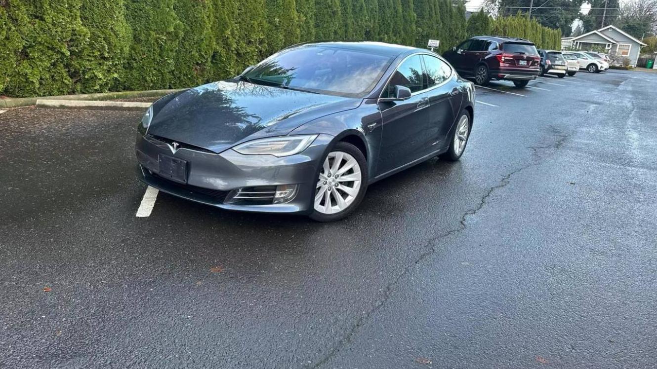 TESLA MODEL S 2018 5YJSA1E27JF247170 image